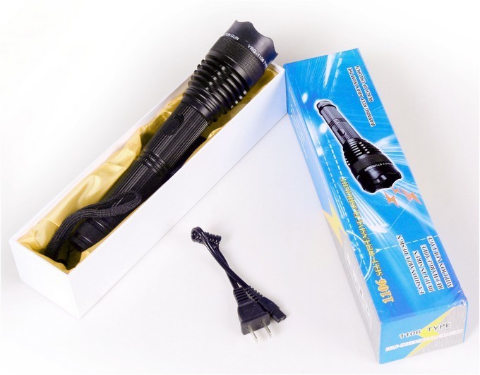 防身甩棍怎么使用？