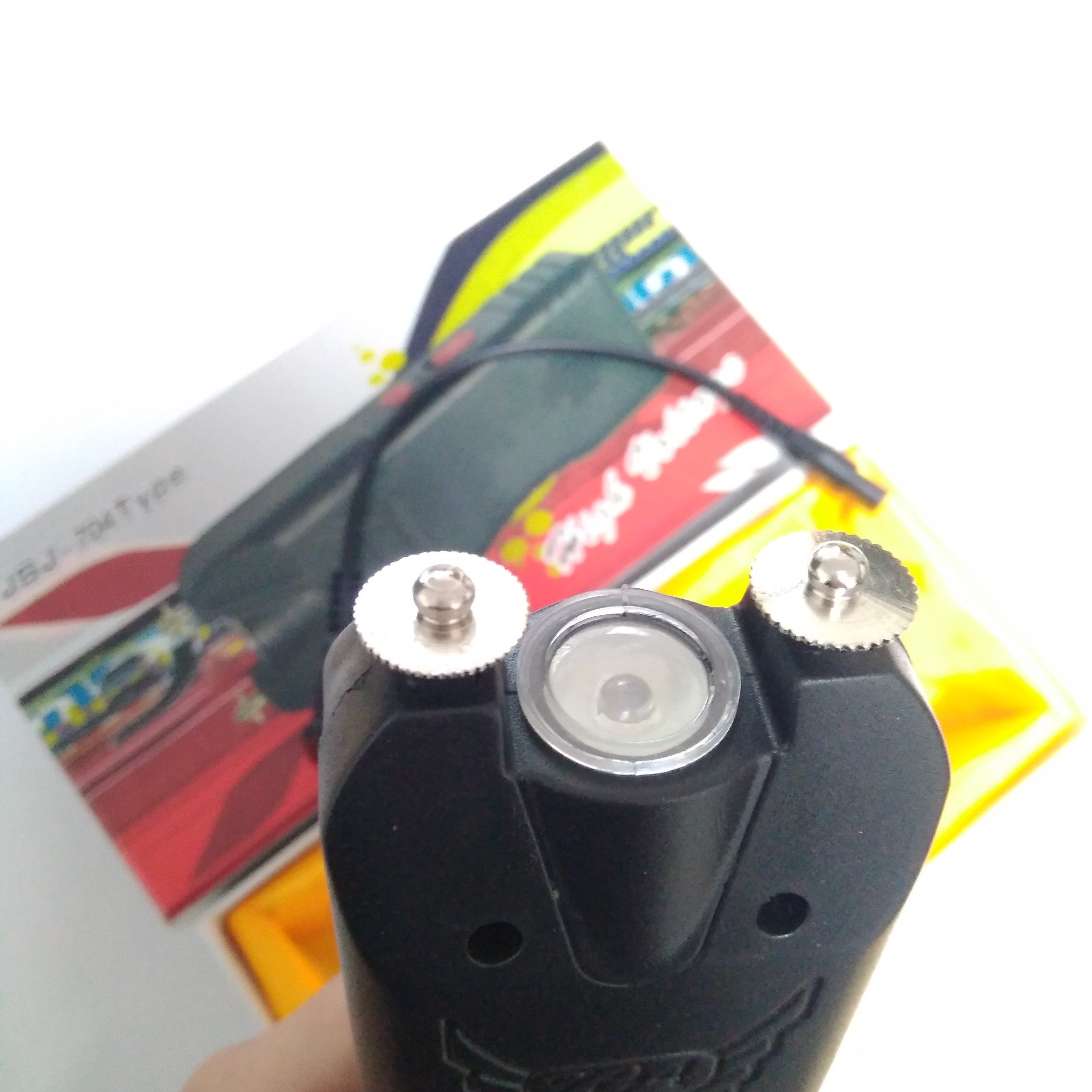 704型電擊防身器 704型電擊防身器